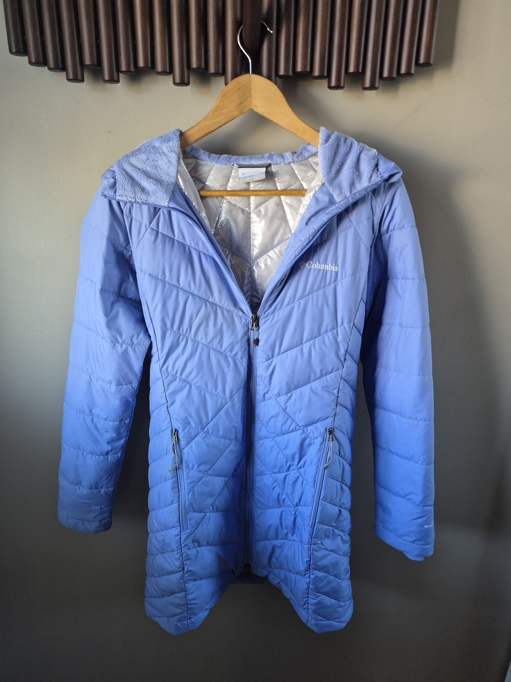Columbia Women's Light Blue Quilted Hooded Puffer Jacket